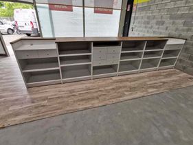 Estantería mostrador