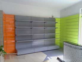 Mallorquina de estanterías estantes
