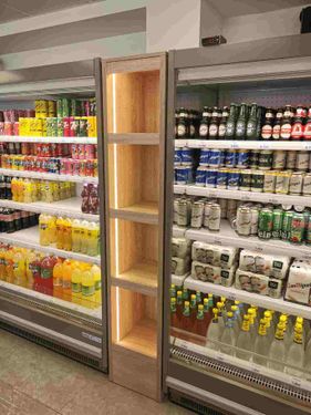 estantería supermercado