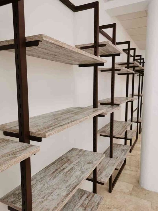 estanterías de madera