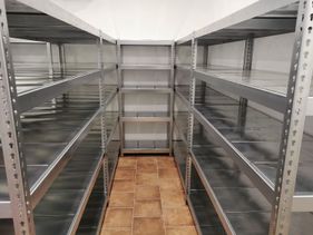 estantería metal