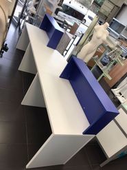 mostrador blanco y azul outlet