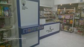 Mallorquina de estanterías farmacia
