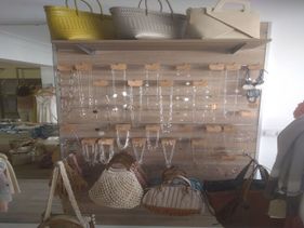 mostrador madera complementos